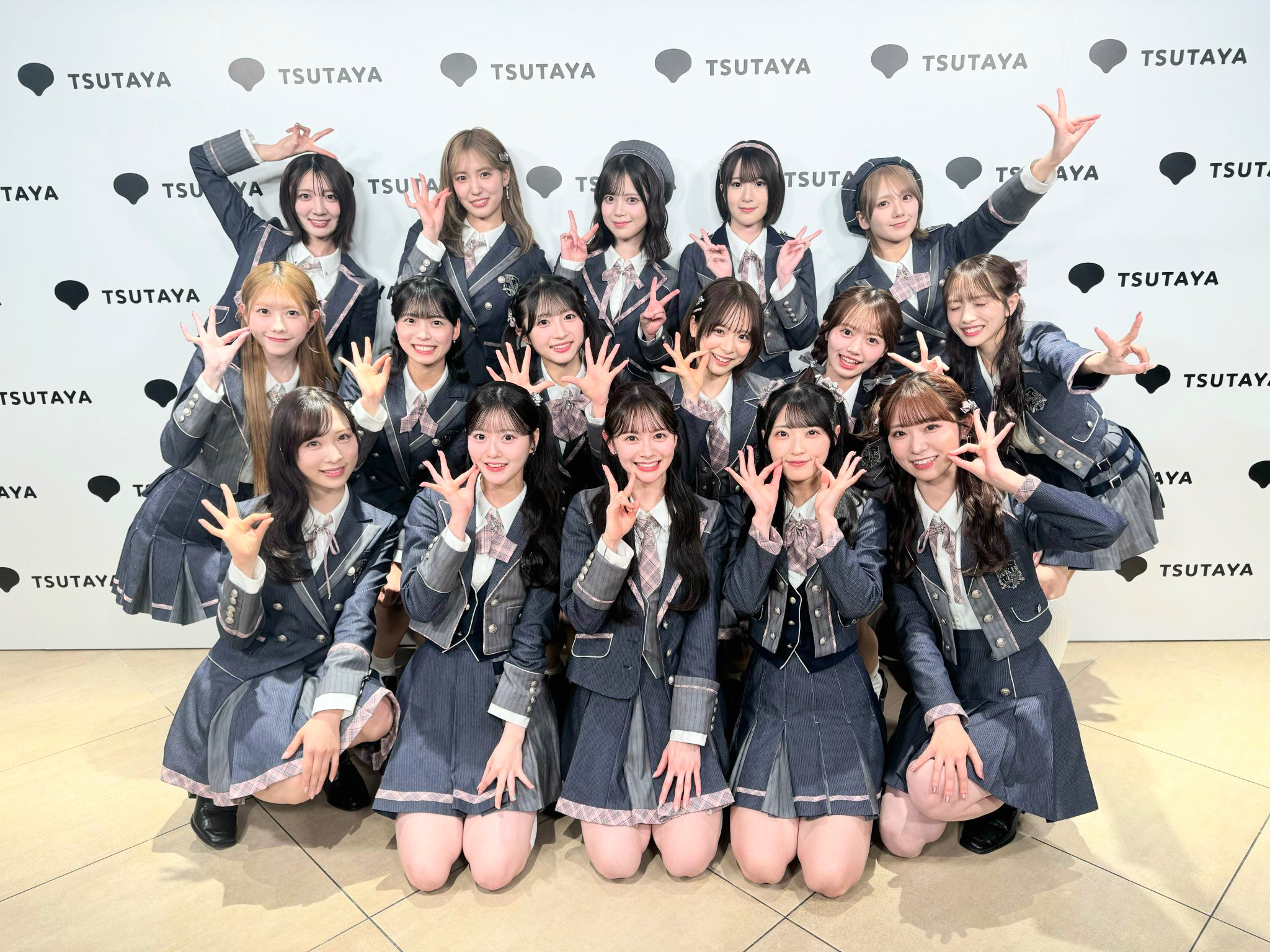AKB48 Community Post - ／⋰ 👋🏻🤍お見送り会 🗺📍SHIBUYA TSUTAYA