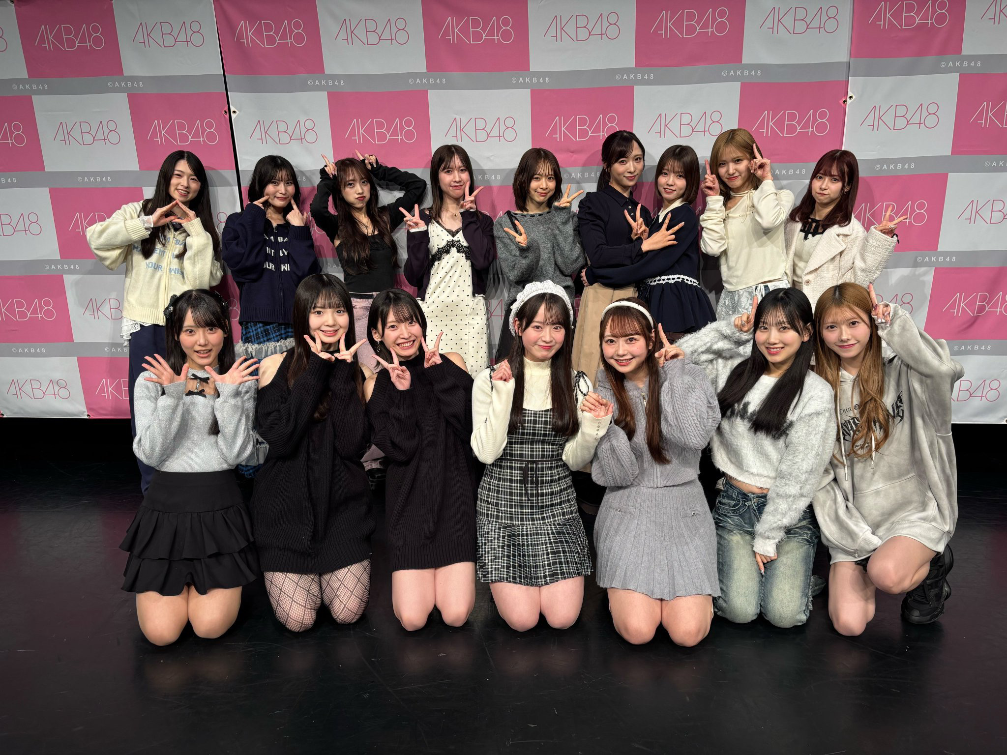 AKB48 Community Post - ／⋰ #AKB48_名残り桜 全国4都市グループ握手