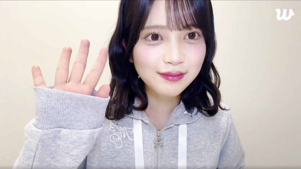 AKB48 67th Single『名残り桜』オンラインサイン会【川村結衣】