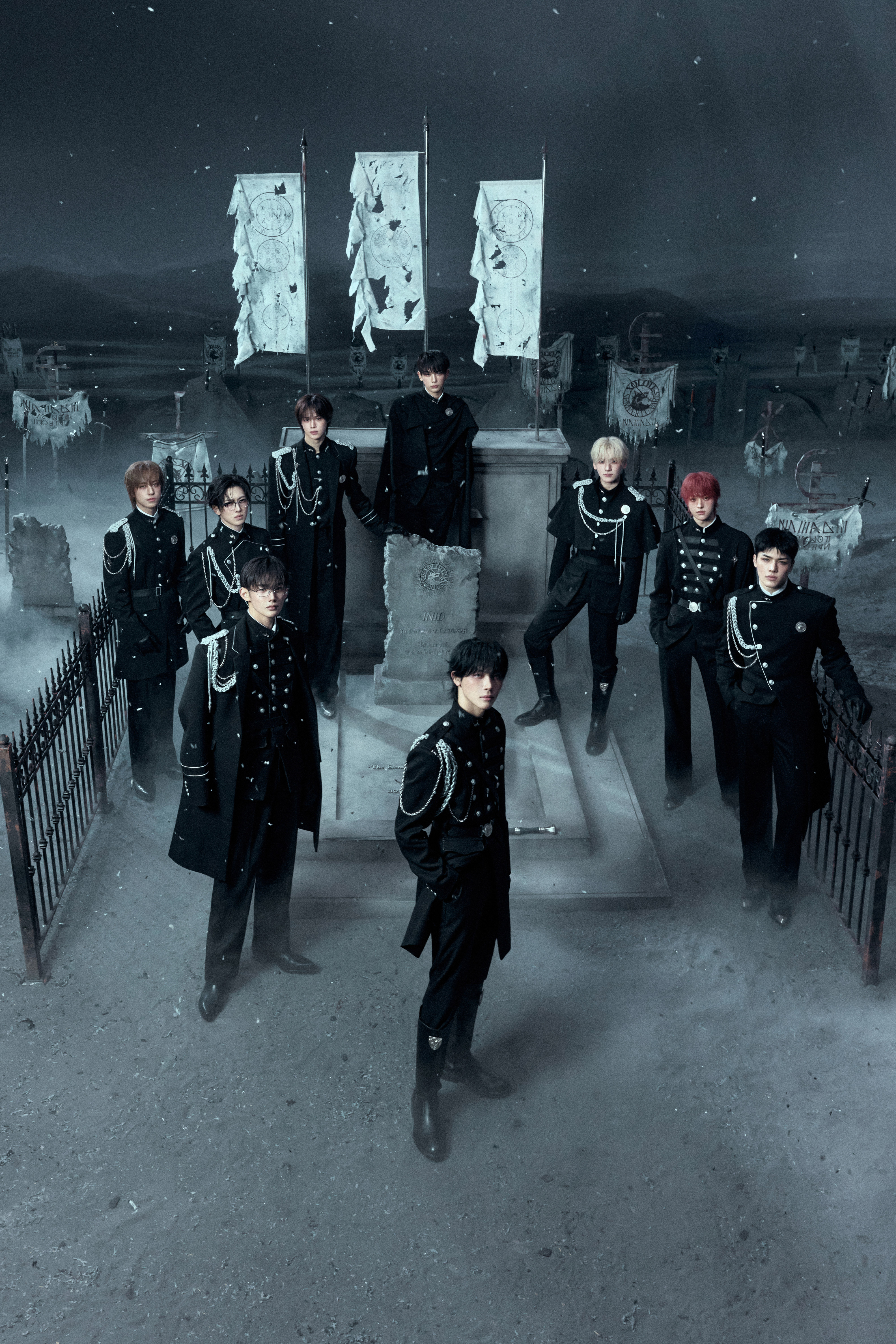 Weverse &TEAM 画像 - 3rd EP『We on Fire』 Artist Photo